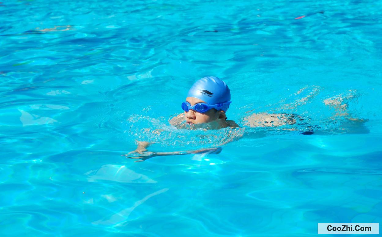 怎样才能快速学会游泳?